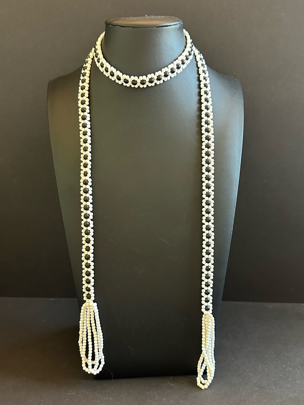 Vintage Lariat Boho Necklace Black White Flowers